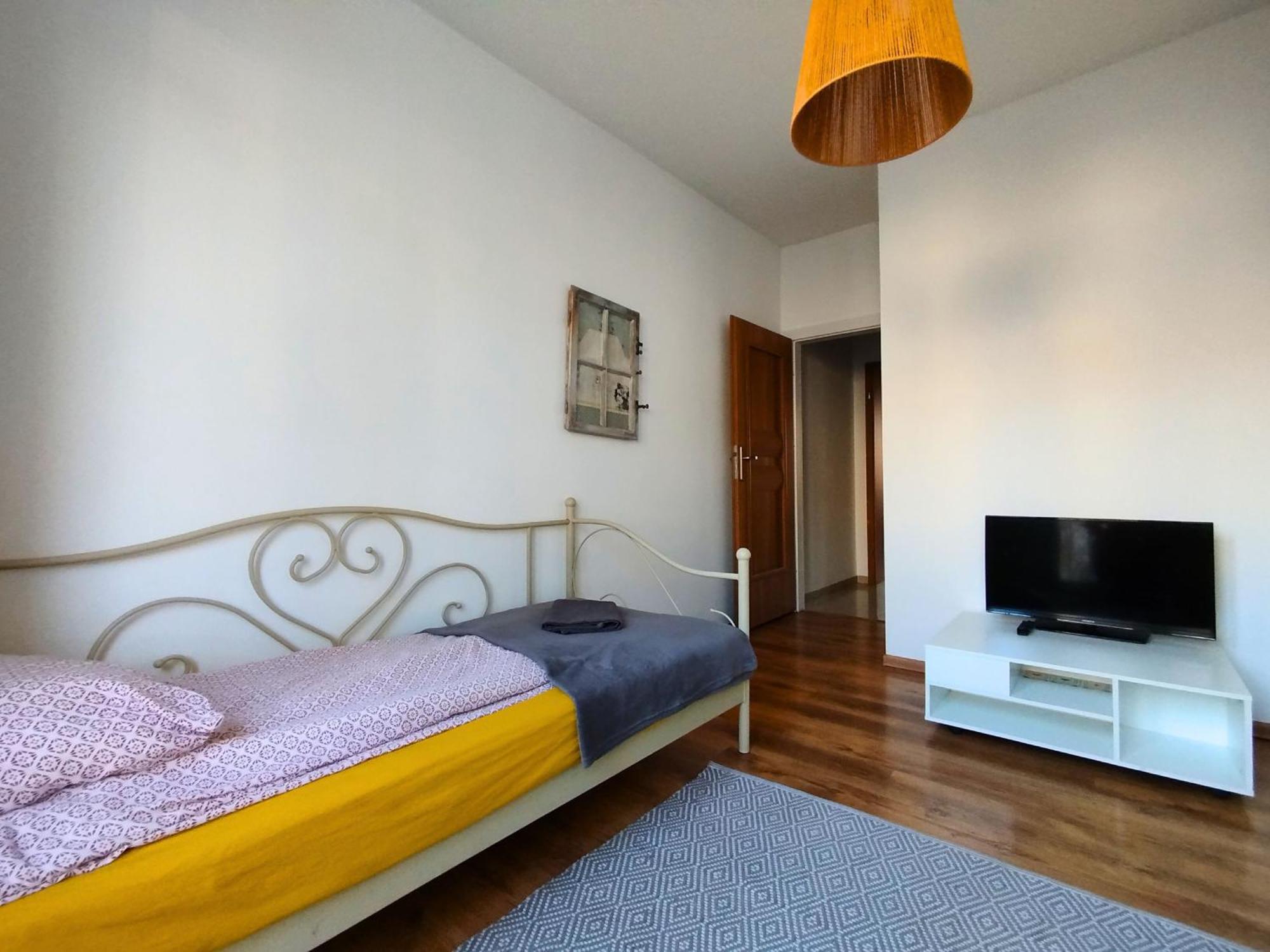 Apartament Z Ogrodem W Sercu Torunia Luaran gambar