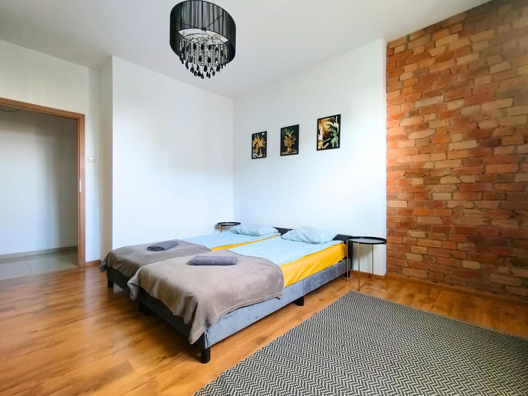 Apartament Z Ogrodem W Sercu Torunia Luaran gambar